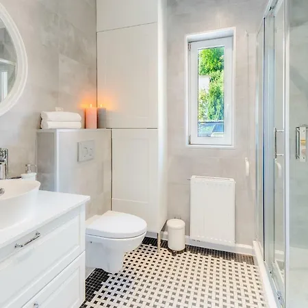 Apartament Cztery Pory Roku Apartment *