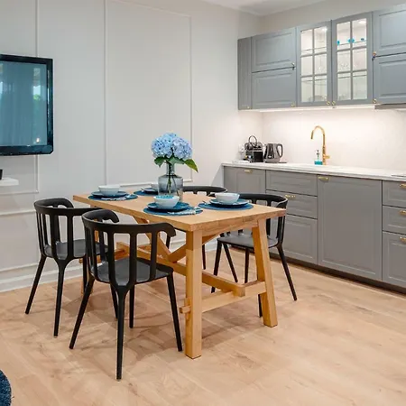 Apartament Cztery Pory Roku Apartment